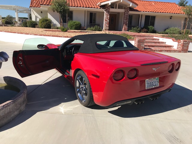 Used 2007 Chevrolet Corvette Convertible w/ Preferred Equipment Group RWD image 1