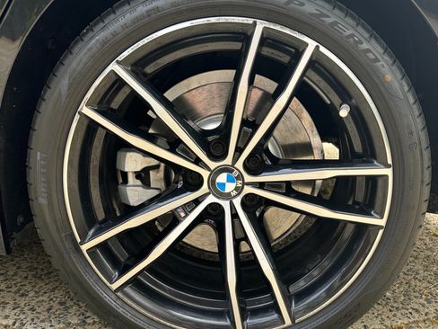 Used 2022 BMW 330i Sedan w/ M Sport Package RWD image 15