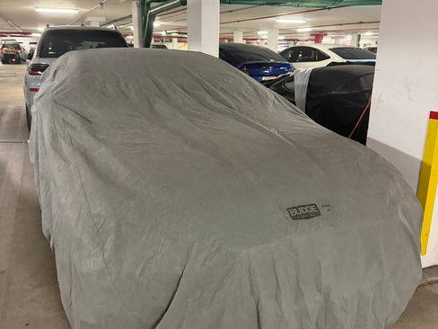 Used 2012 Jaguar XJ L RWD image 26