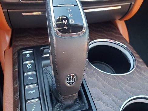 Used 2022 Maserati Quattroporte GT image 14