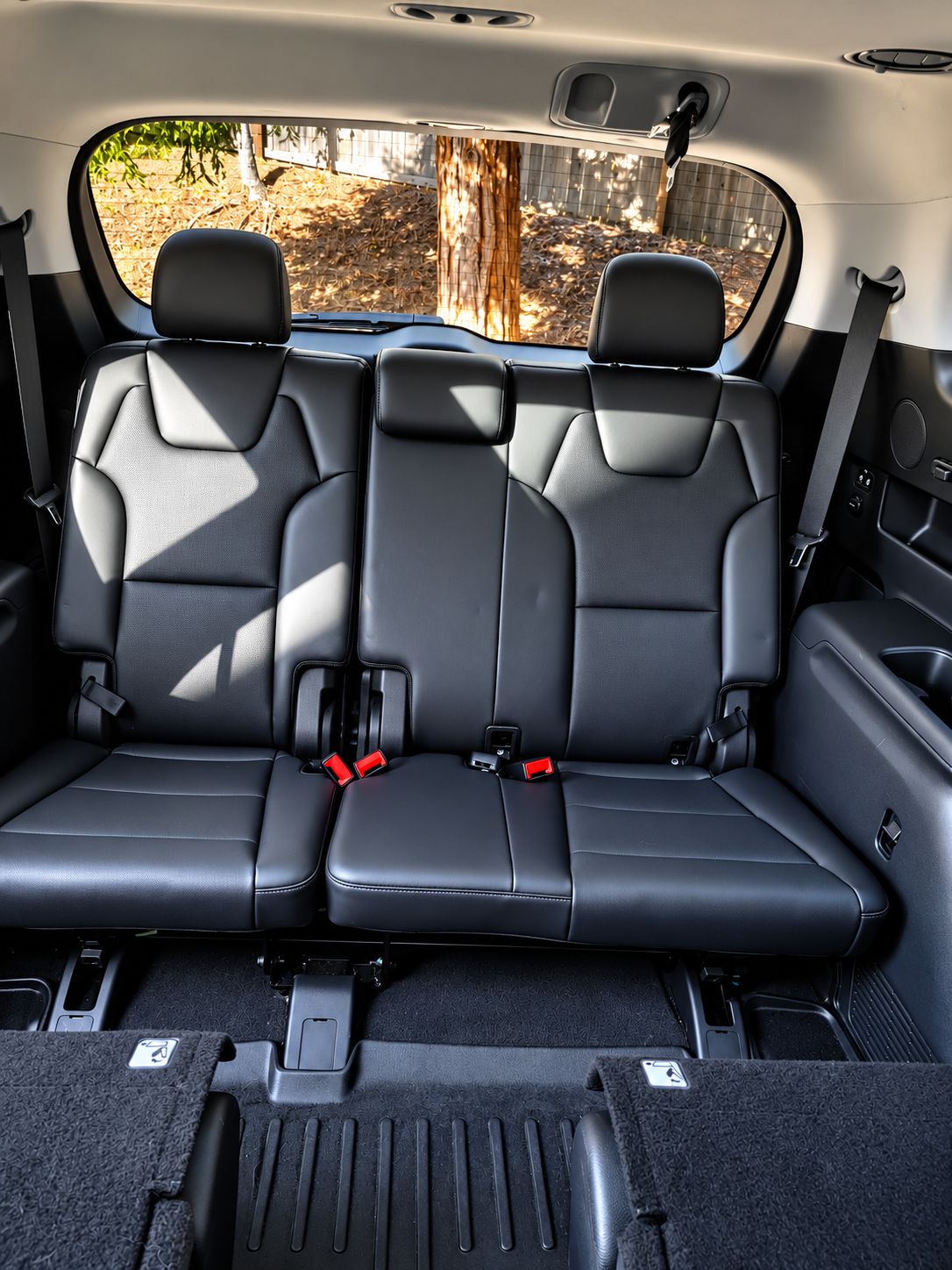 Used 2022 Kia Telluride SX w/ SX Prestige Package AWD/4WD image 19