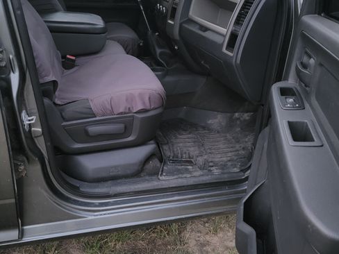 Used 2011 RAM 3500 ST w/ ST Popular Equipment Group AWD/4WD image 2