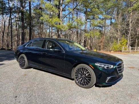 Used 2021 Mercedes-Benz S 580 4MATIC Sedan image 1