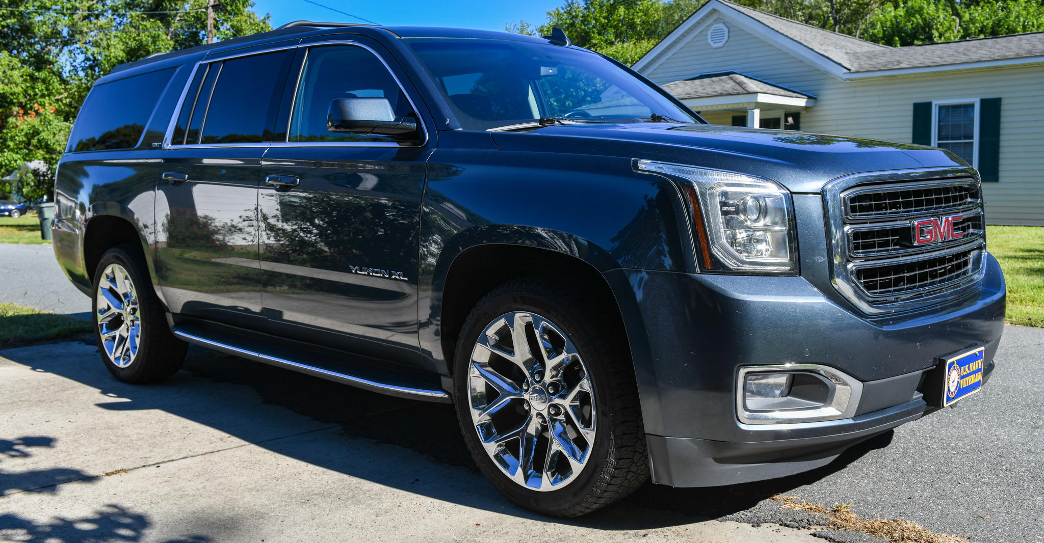 Used 2019 GMC Yukon XL SLT w/ Open Road Package AWD/4WD image 21