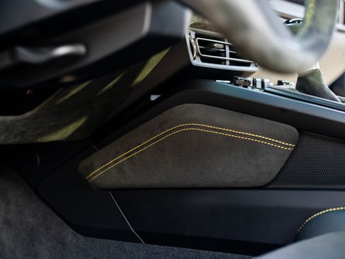 Used 2024 Porsche 911 GT3 image 26