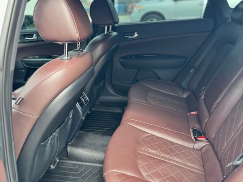 Used 2019 Kia Optima SX FWD image 9