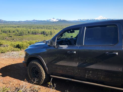 Used 2020 RAM 1500 Laramie w/ Sport Appearance Package image 11