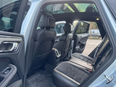 Used 2017 Porsche Macan GTS image 23