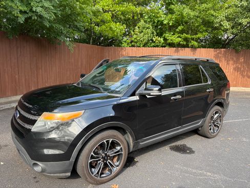 Used 2014 Ford Explorer Sport w/ Equipment Group 401A AWD/4WD image 1