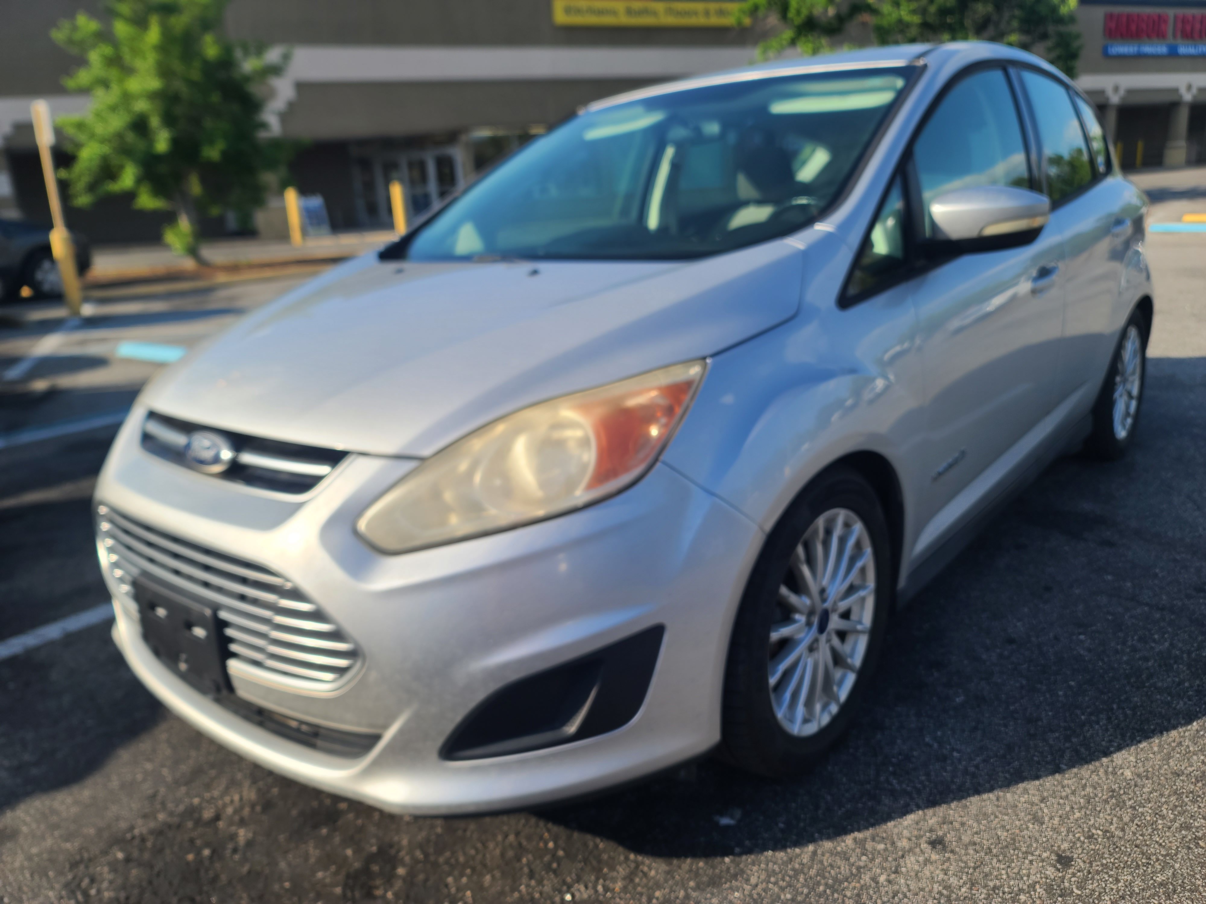 Used 2015 Ford C-MAX SE FWD image 1