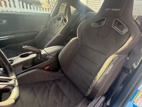 Used 2017 Ford Mustang Shelby GT350 w/ Electronics Package image 15