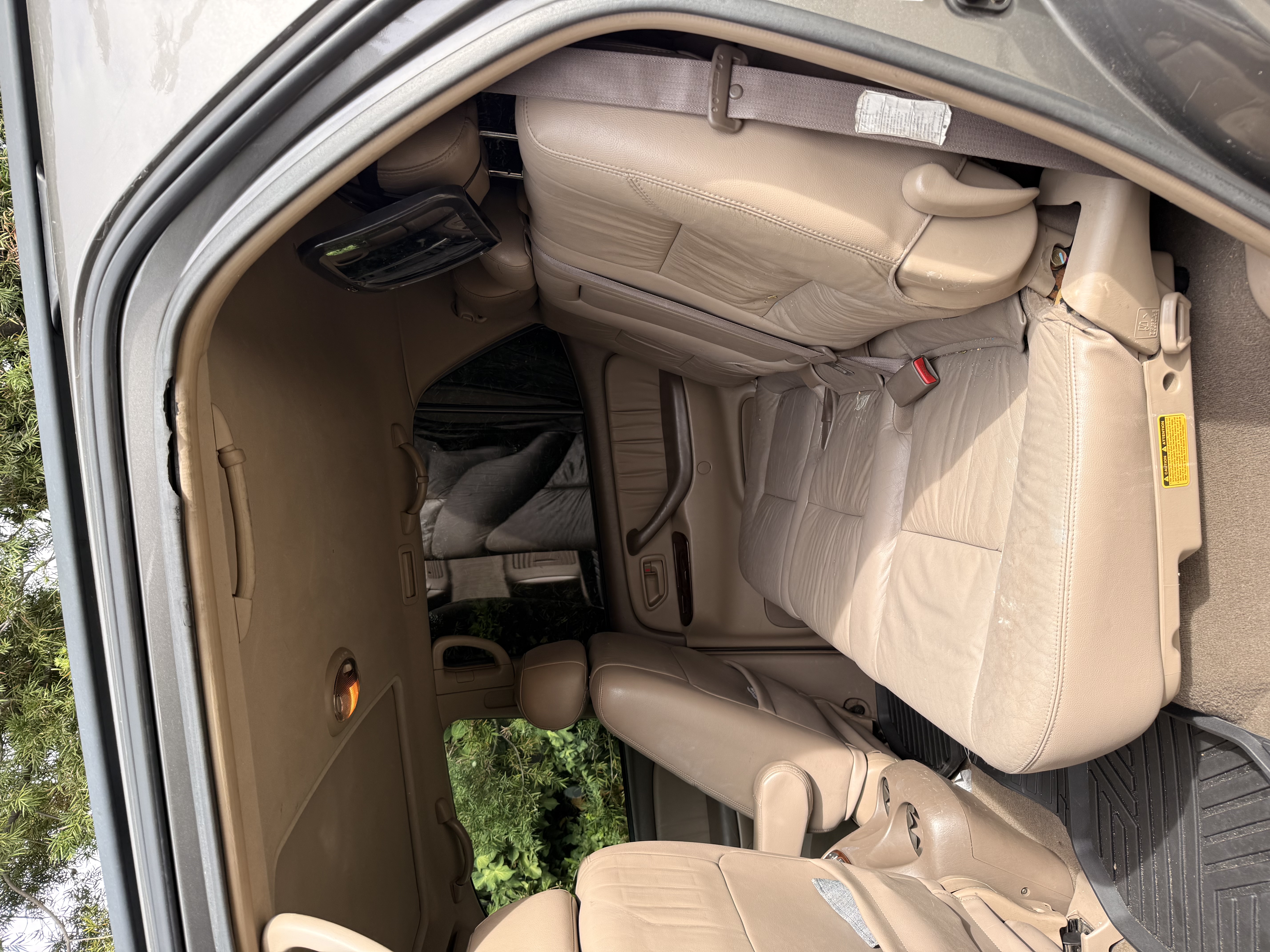 Used 2004 Toyota Sequoia Limited AWD/4WD image 10