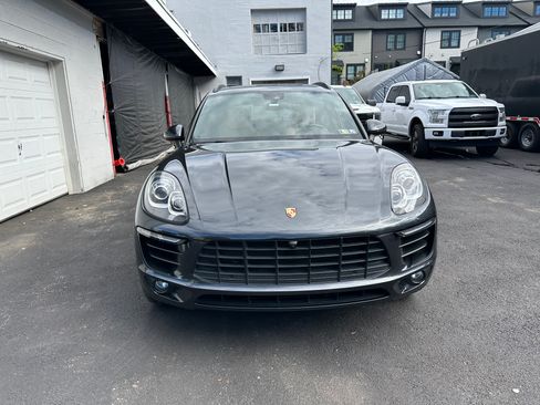 Used 2017 Porsche Macan S image 10