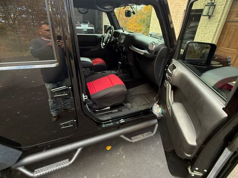 Used 2016 Jeep Wrangler Unlimited Sport w/ Quick Order Package 24S image 13