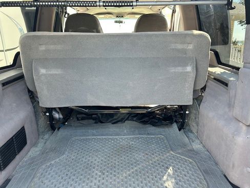 Used 2008 GMC Savana 1500 w/ Preferred Equipment Group image 20