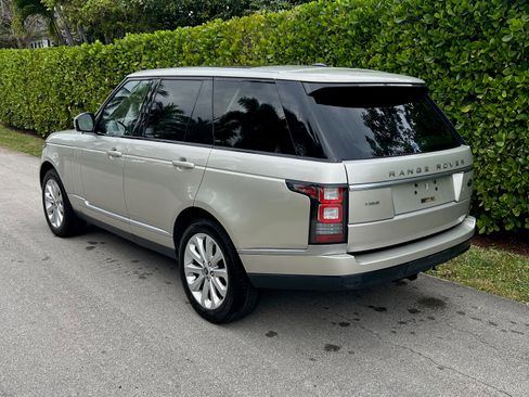 Used 2014 Land Rover Range Rover HSE image 6