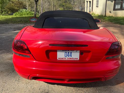 Used 2003 Dodge Viper SRT-10 image 4