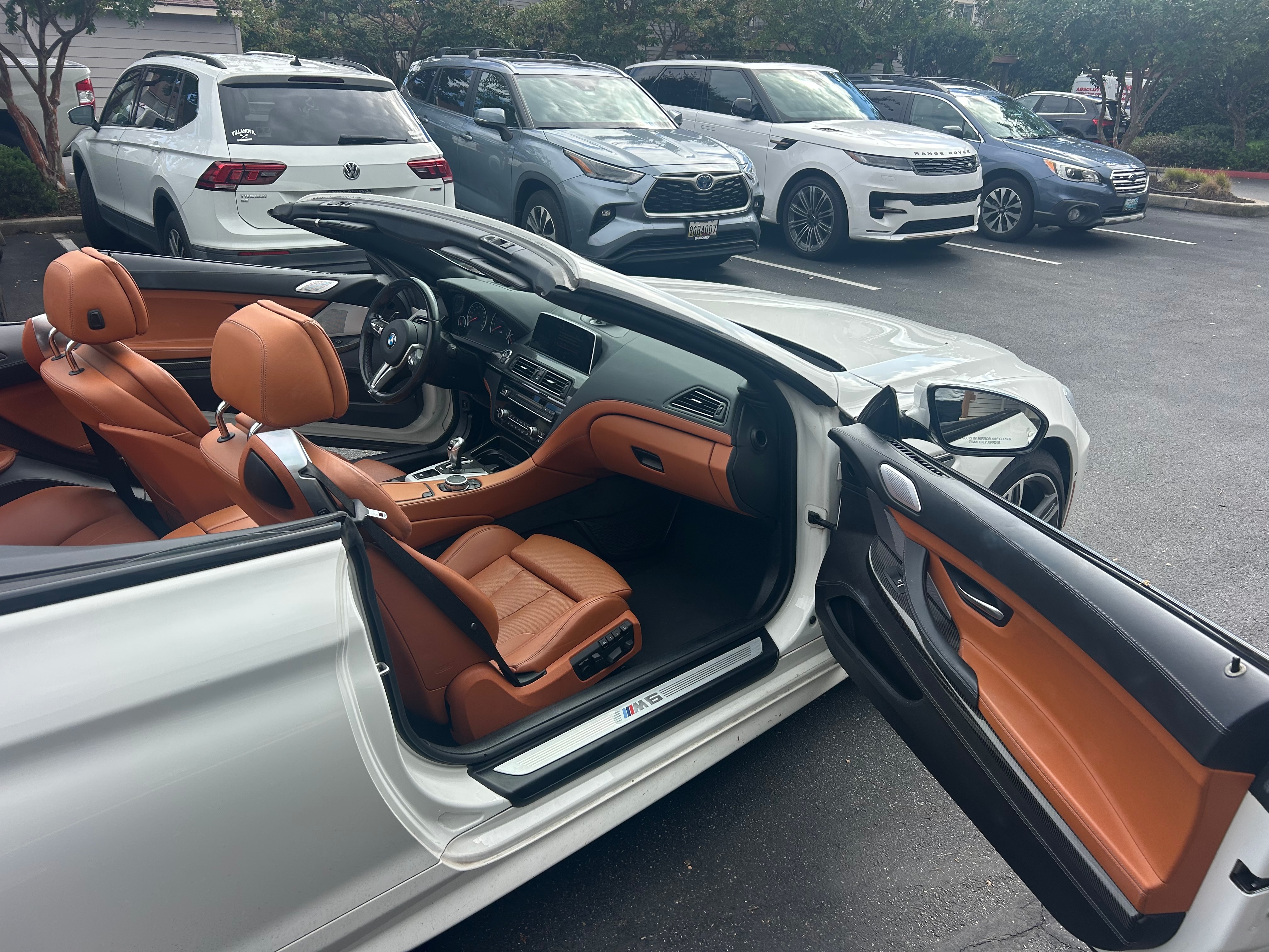 Used 2016 BMW M6 Convertible RWD image 11