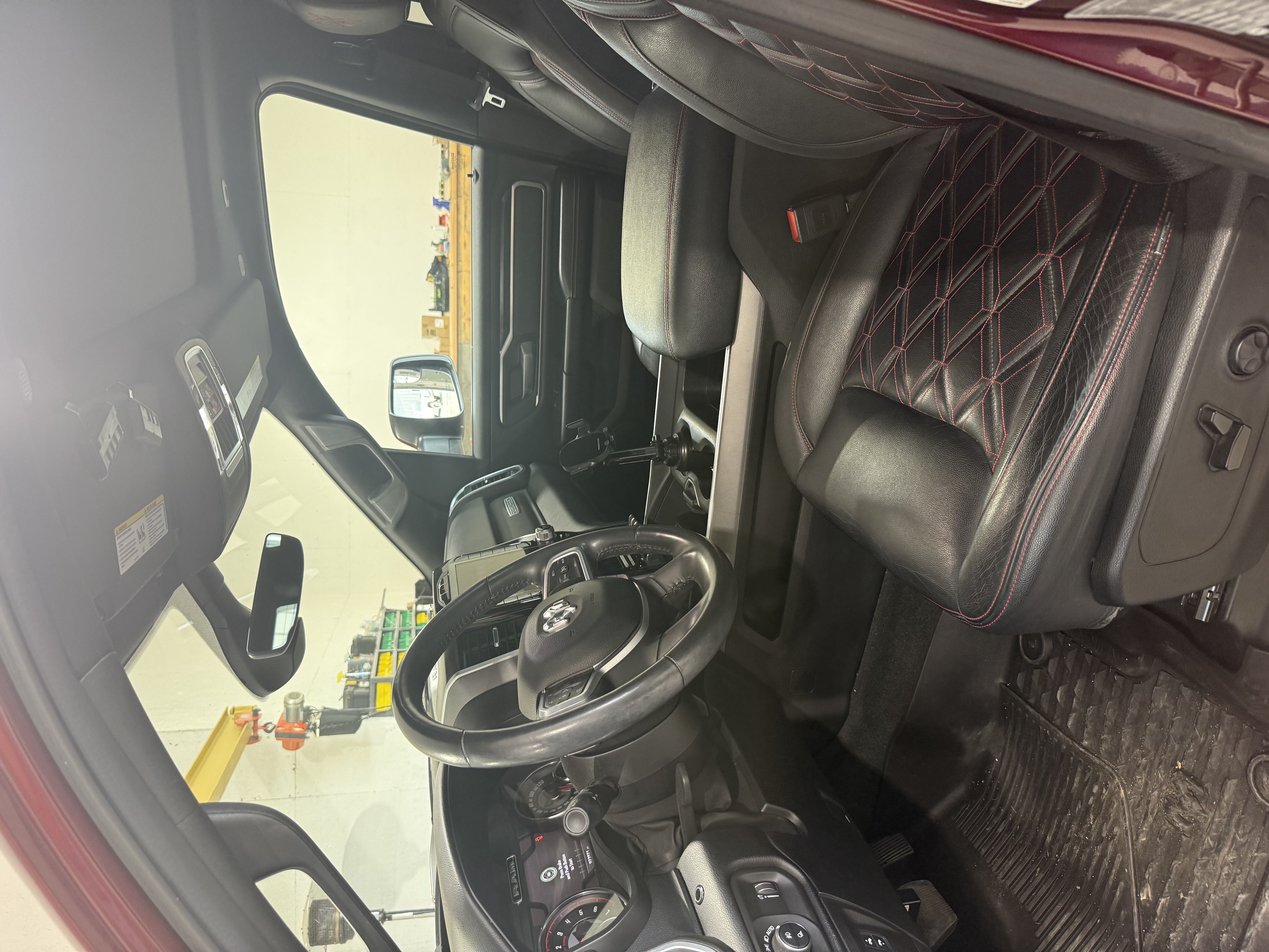 Used 2021 RAM 1500 Big Horn AWD/4WD image 4
