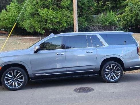 Used 2021 Cadillac Escalade ESV Premium Luxury AWD/4WD image 1
