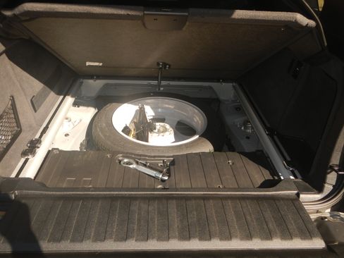 Used 2017 BMW X5 M image 4