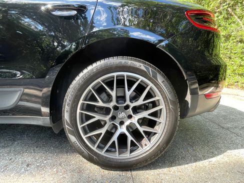 Used 2017 Porsche Macan S AWD/4WD image 14