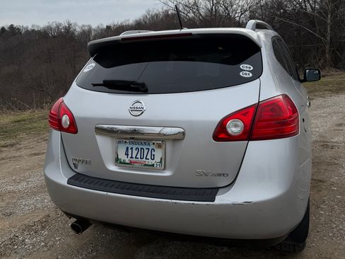 Used 2013 Nissan Rogue SV image 8