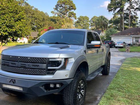 Used 2014 Ford F150 Raptor w/ Equipment Group 801A Luxury image 5
