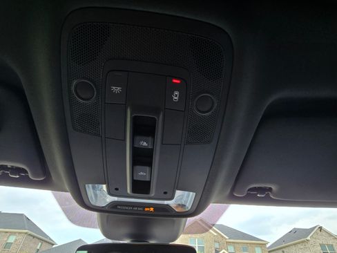 Used 2020 Audi Q3 2.0T Prestige w/ Prestige Package image 8