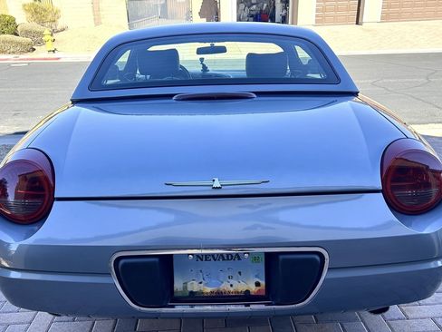 Used 2005 Ford Thunderbird Deluxe image 11