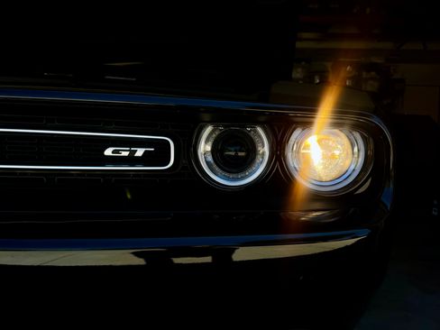 Used 2020 Dodge Challenger GT RWD image 10