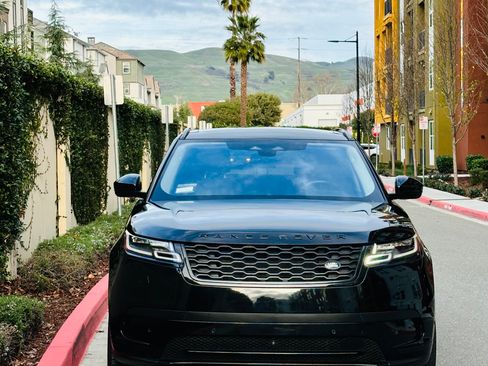 Used 2021 Land Rover Range Rover Velar S image 4