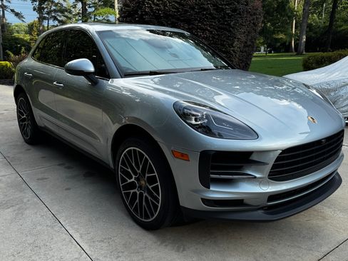 Used 2019 Porsche Macan S AWD/4WD image 5