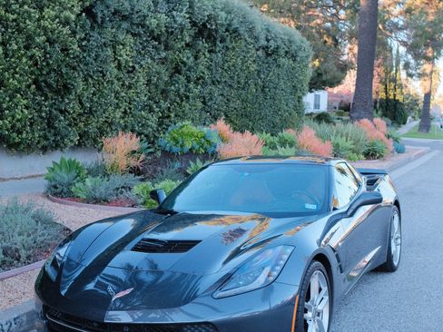 Used 2014 Chevrolet Corvette Stingray Coupe w/ 2LT Preferred Equipment Group image 15