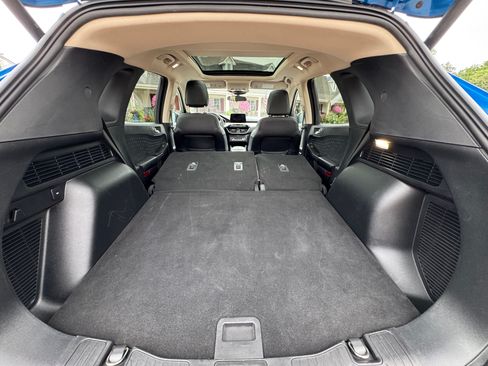 Used 2020 Ford Escape SE Sport AWD/4WD image 25