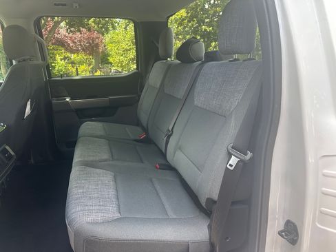 Used 2023 Ford F150 Lightning XLT image 10