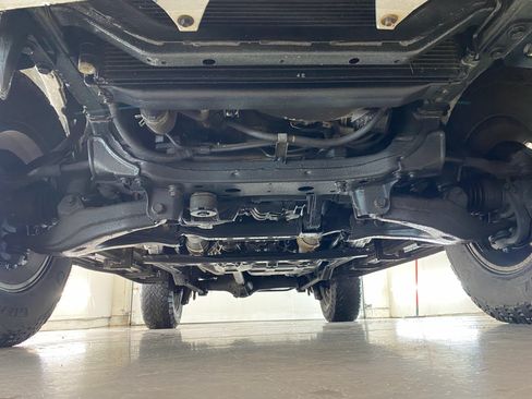 Used 2003 Lexus LX 470 4WD image 16