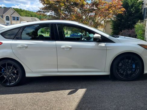 Used 2016 Ford Focus RS image 17