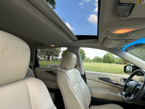 Used 2016 INFINITI QX60 FWD w/ Premium Plus Package image 10