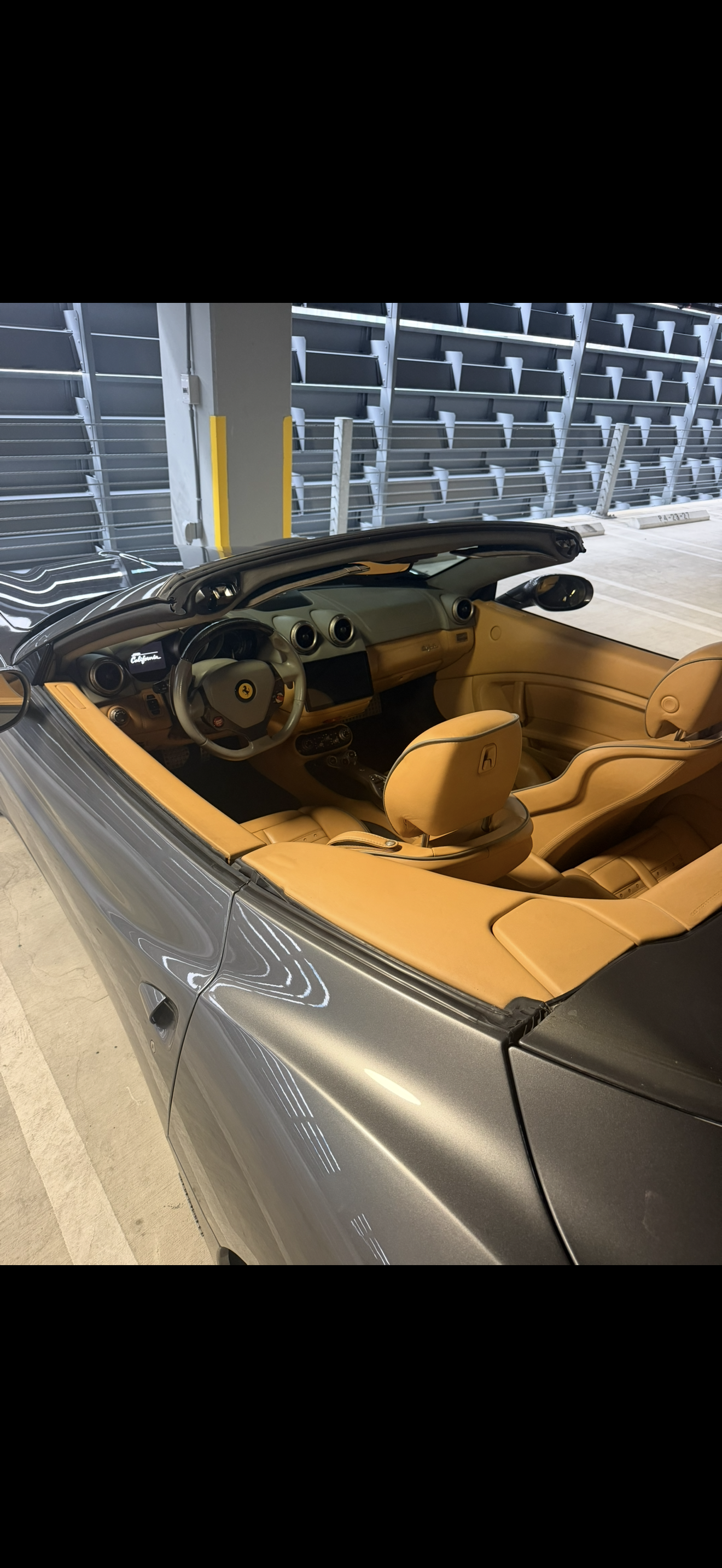 Used 2012 Ferrari California RWD image 9