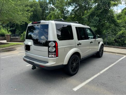Used 2014 Land Rover LR4 HSE LUX AWD/4WD image 6