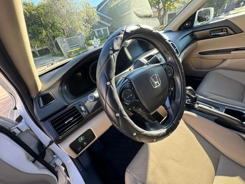 Used 2014 Honda Accord EX-L image 18
