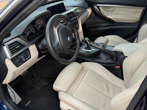 Used 2017 BMW 330i Sedan RWD image 5
