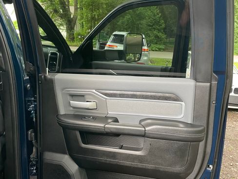 Used 2021 RAM 3500 Big Horn w/ Level B Equipment Group image 17