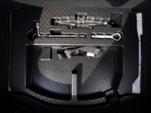 Used 2015 Honda Fit EX image 30