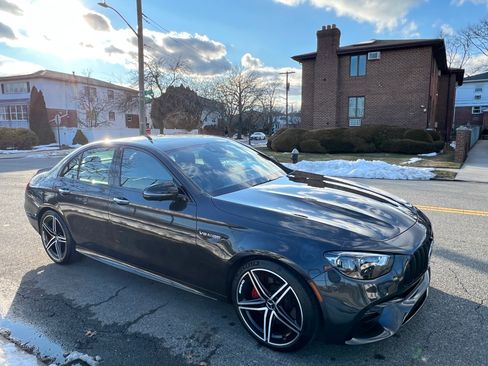 Used 2021 Mercedes-Benz E 63 AMG S image 10
