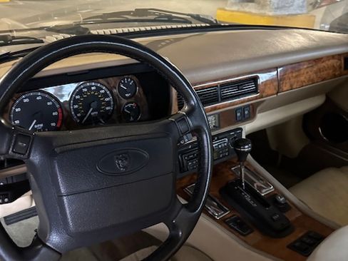 Used 1995 Jaguar XJS 4.0 Convertible image 12