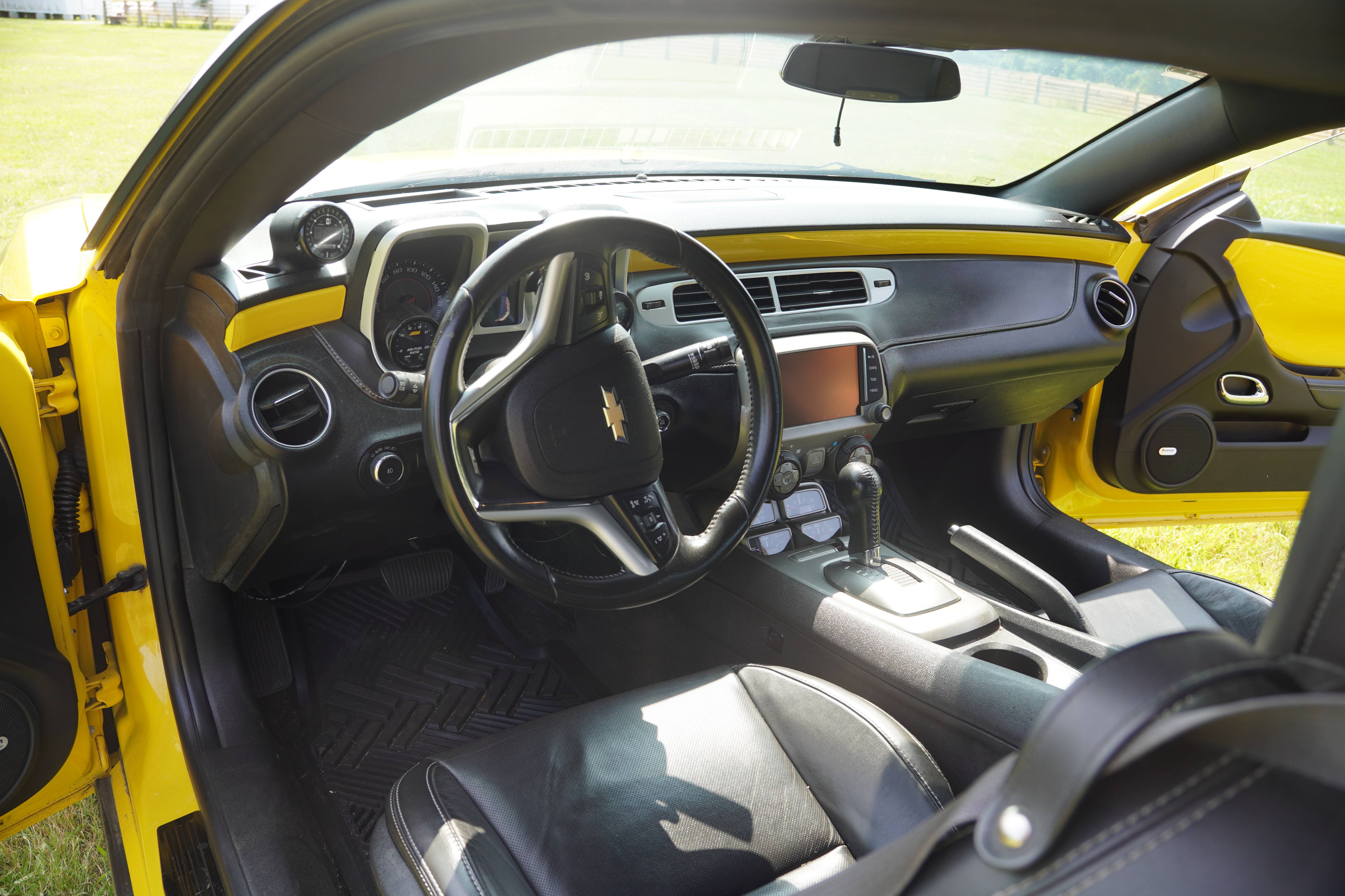 Used 2013 Chevrolet Camaro SS RWD image 14