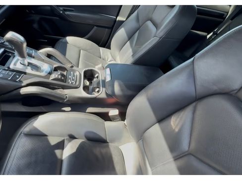 Used 2012 Porsche Cayenne w/ Convenience Pkg AWD/4WD image 13