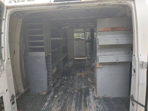 Used 2003 Dodge B3500 RWD image 9